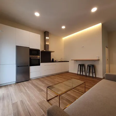 - Bedroom, Bathroom & Kitchen Apartamento Redondela